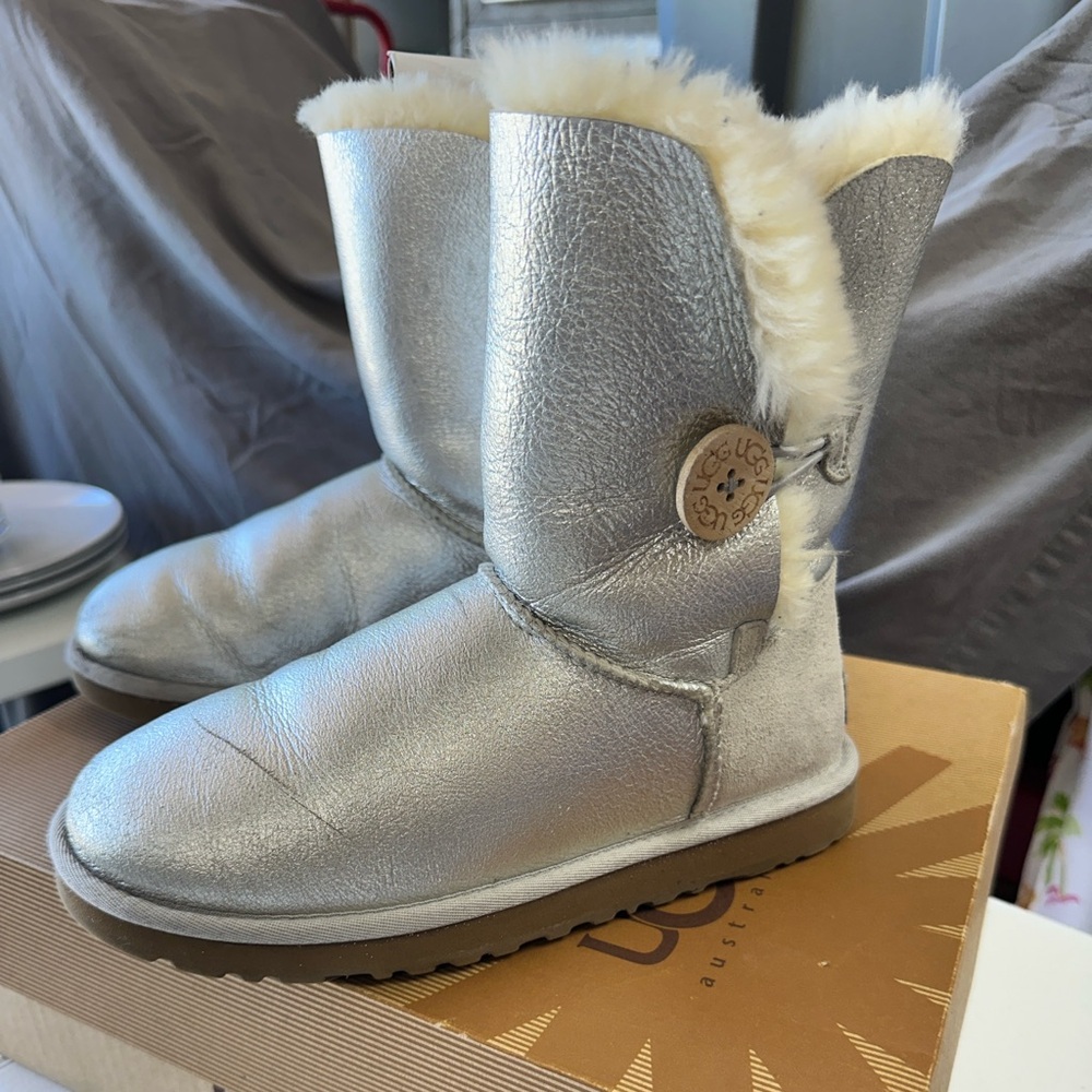 Ugg Bailey Button Silver Metallic Boots Size 6 - image 1
